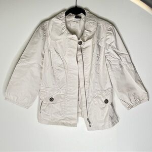 Tribal Size 2 Womens Lightweight Jacket. Ballon Sleeve. Button and Zip up. Cream